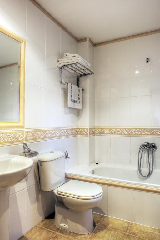 Hotel Brios ルーゴ エクステリア 写真