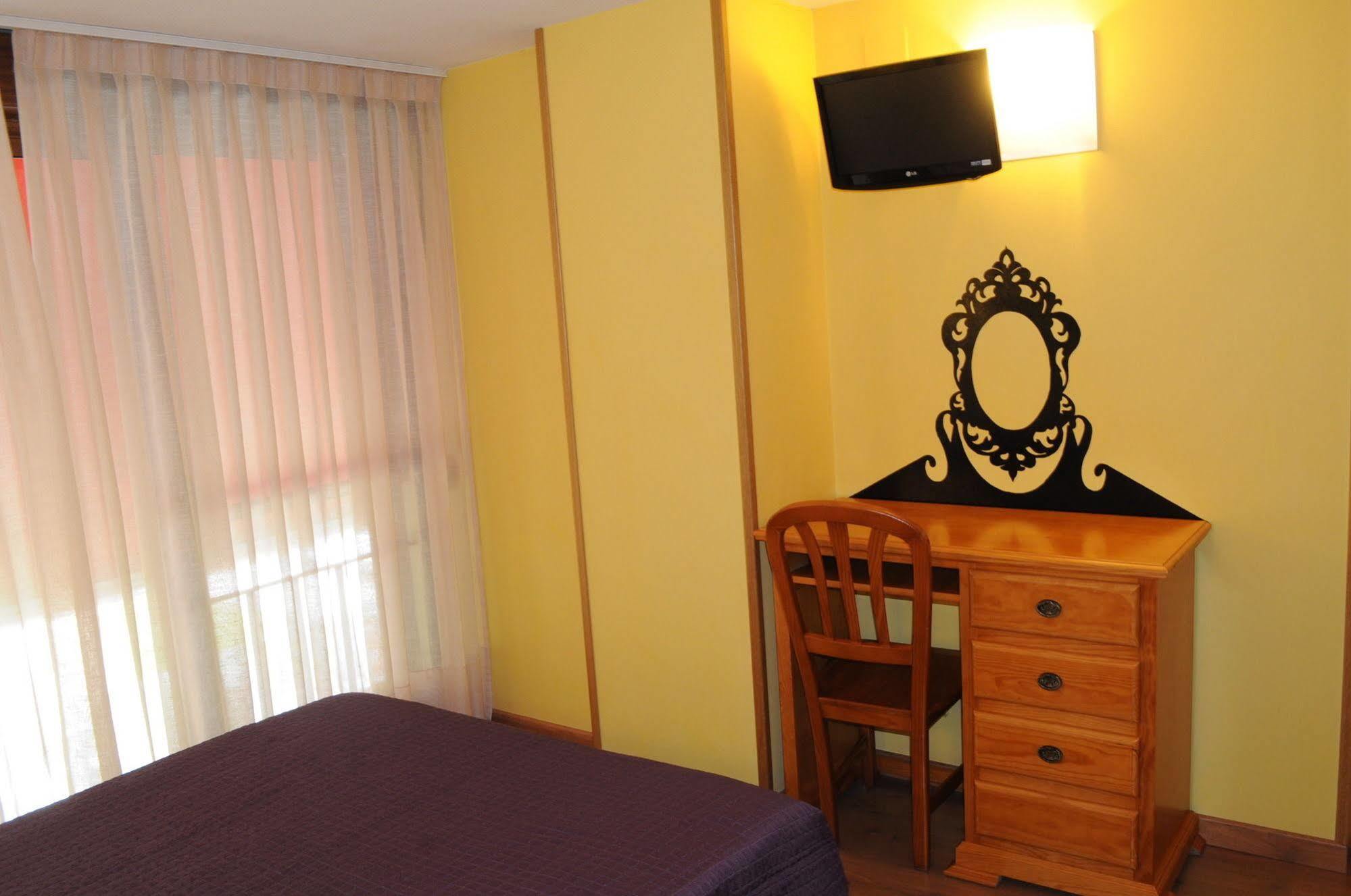 Hotel Brios ルーゴ エクステリア 写真