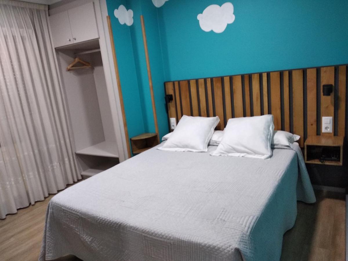 Hotel Brios ルーゴ エクステリア 写真